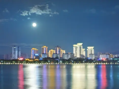 Attrazioni del Giro Notturno a Mile: le opzioni più popolari