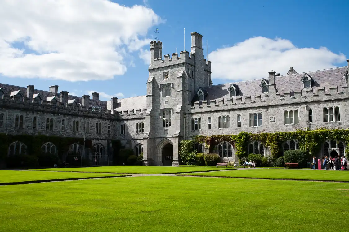Hotel dekat University College Cork (UCC)