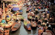 Damnoen Saduak Floating Market