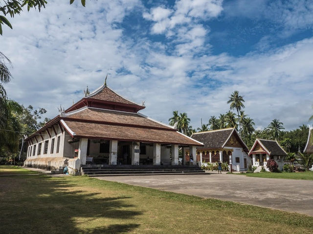 วัดวิชุนราช หลวงพระบาง