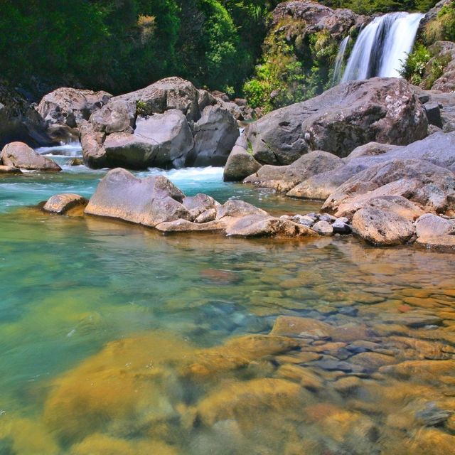 Huka Falls