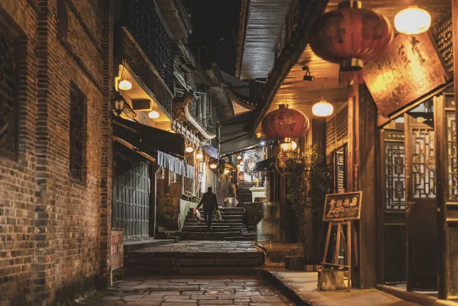 Các khách sạn gần Furong Town
