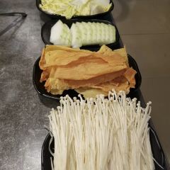 蜀八婆鲍鱼鸡煲虾(大旺店) User Photo