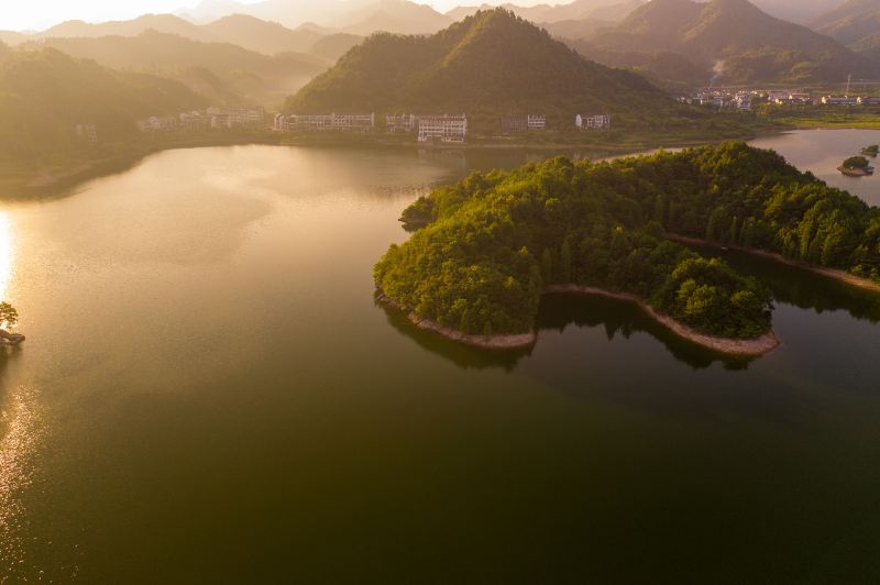 Tongji Lake