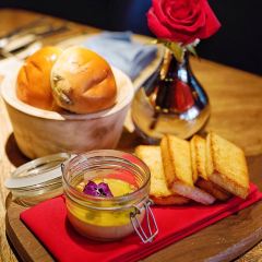 罗福索love&salt牛排馆(长宁来福士店) User Photo