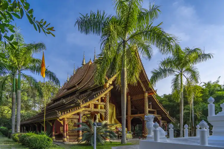 Hotels near Manting Foya Temple