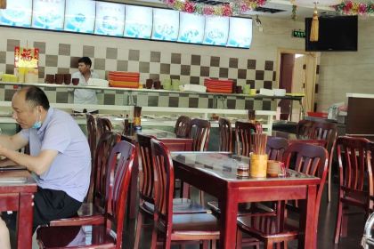 大耳朵餛飩店(梅園店)