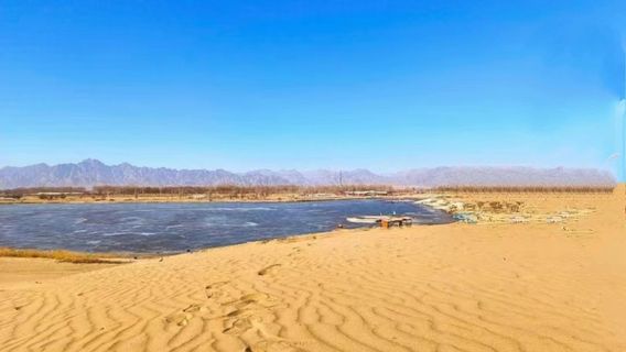 Ulan Buh Desert