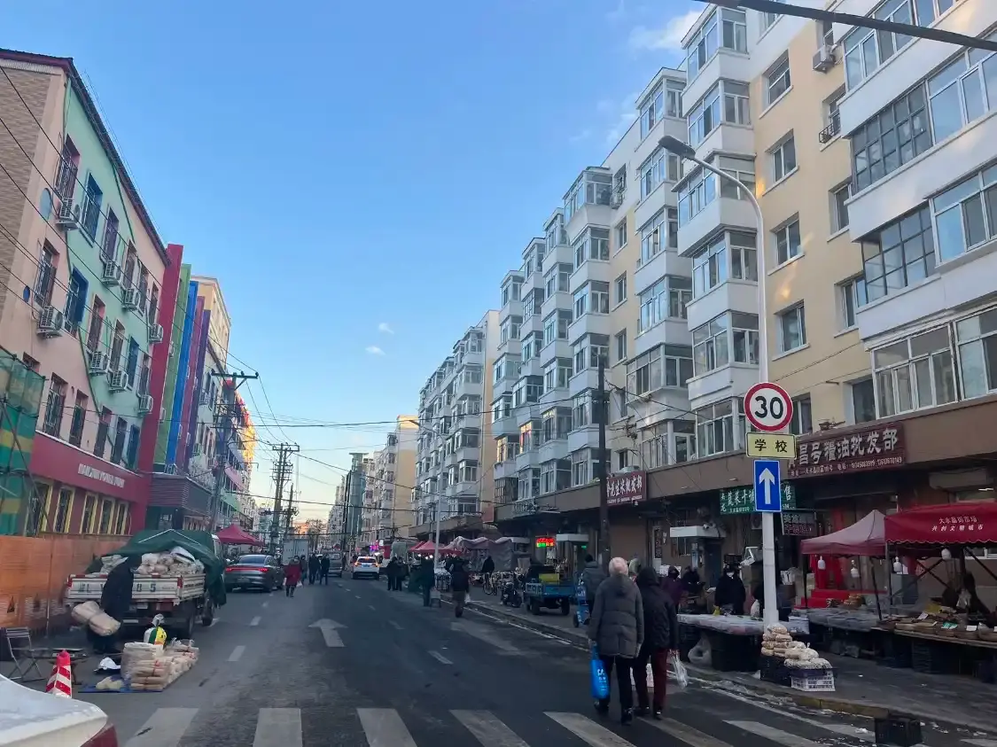 Hotels near Caoshi Street