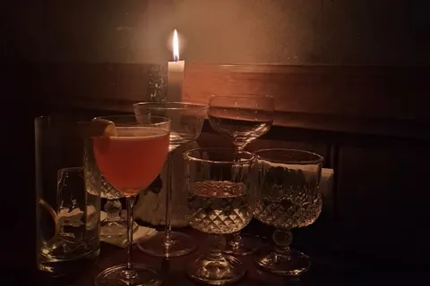 Bar Drama