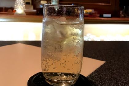 奇術の店 スタンドバー西岡