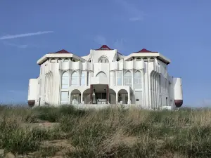 Al Qasr Al Ghamedh