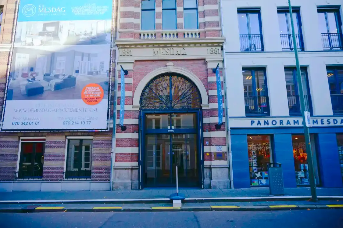 Hotels near Panorama Mesdag
