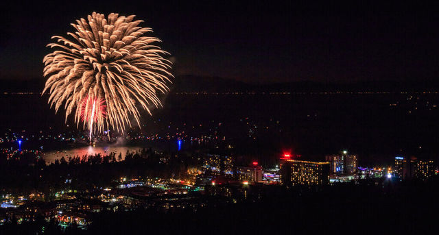 Lake Tahoe Light and Fireworks Show | South Lake Tahoe