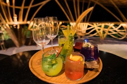 Sunset Bar - Bambu Indah Resort