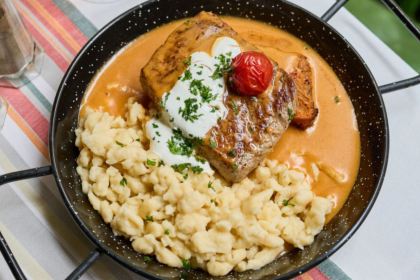 Menza Restaurant and Cafe