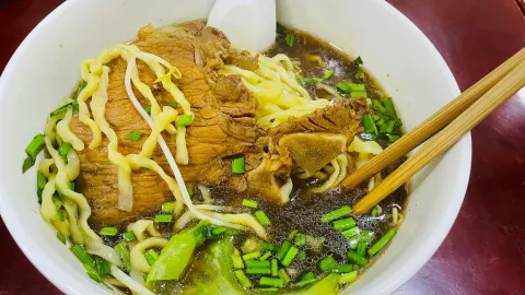 陳記鎮江鍋蓋面 in 鎮江