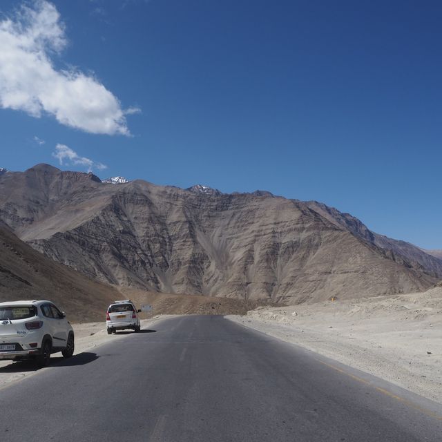 Magnetic Hill-Leh ladakh