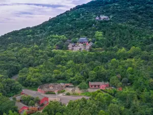 Maoshan Jinniu Cave - Yuanyang Temple Scenic Spot