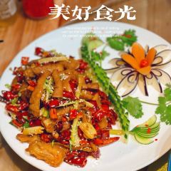 聚友香鱼庄·贤南川菜馆 User Photo