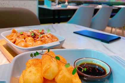 蜜桃餐廳·伴山 江浙融合菜（融創茂店）