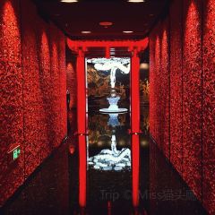 JIN YAN User Photo