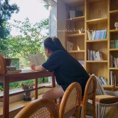 岩时书屋 User Photo