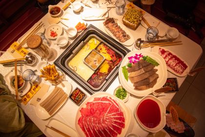 巴奴毛肚火锅(环球港店)