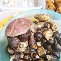 红玲肉饼野生菌火锅店 User Photo