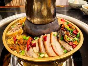 陆记源·青海土火锅(饮马街店)