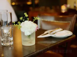 Bevaremegvel Bar & Restaurant