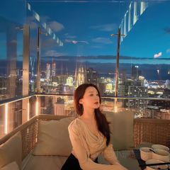 昆明喜舍清歡高空露台設計師飯店（昆明萬象城店）·歡BAR·高空泳池威士忌酒廊張用戶圖片