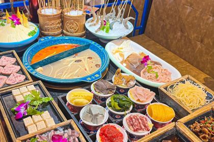 璟小腰鮮貨火鍋