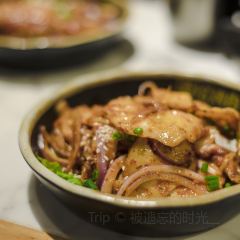 酒拾烤肉（逸臣中央店）張用戶圖片