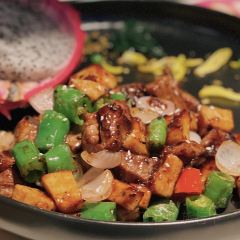 杭荟(万象九宜城店) User Photo