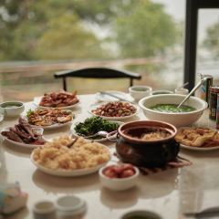 缘湖鱼庄石锅鱼 여행 사진