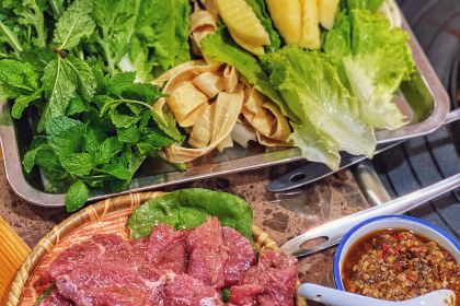 菌王刀叉牛肉(石林店)