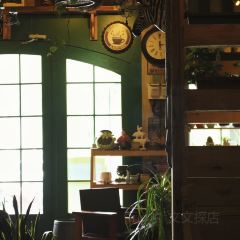 莫奈咖啡馆(顺河南路店) User Photo