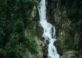 Shuanglong Waterfall