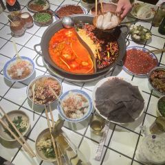 Yizhisuannainiu (beichengtianjie) User Photo