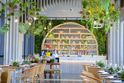 Green House - 1 Hotel Haitang Bay