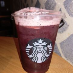 Starbucks (Wangfujing) User Photo