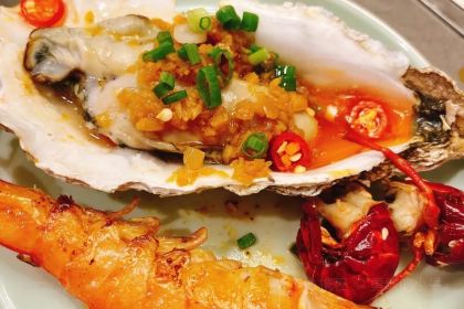 花儿宴会厅(新天地广场生活超市店)