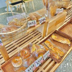 喜炉面包饮品店 User Photo