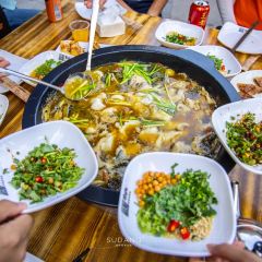 老船舫现做鲜鱼馆(奉节店) User Photo