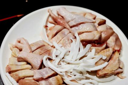 Yeziying|yezi Chicken Hot Pot (aiqinhaigouwugongyuan)