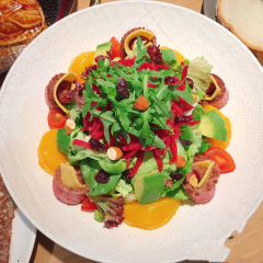 XIAN YU XIAN User Photo