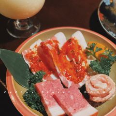 岩冶屋·炭火和牛烤肉(东二环泰禾广场店) User Photo