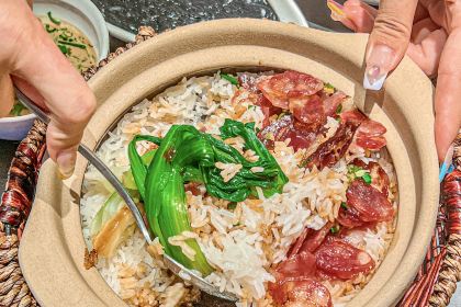 好彩猪肚鸡(中原万达店)