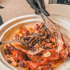 Powder Hounds Restaurant 여행 사진